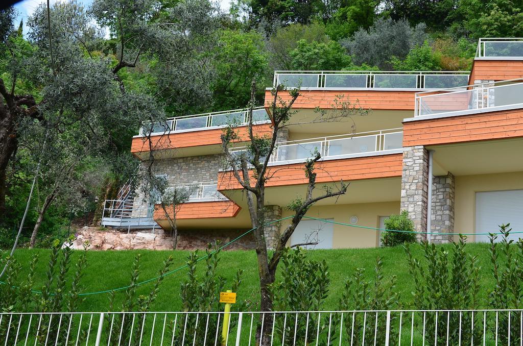 Residence Il Poggio Al Sole Toscolano-Maderno Exterior foto